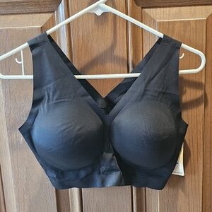 Truekind Everyday Comfort V-Neck Bralette - Black / XL